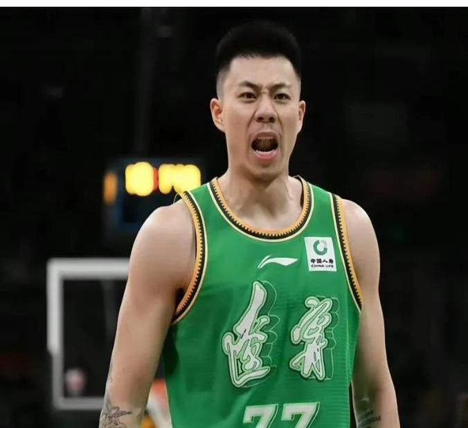 凯泽斯劳滕宣布球队教练组调整，迎接新挑战的简单介绍