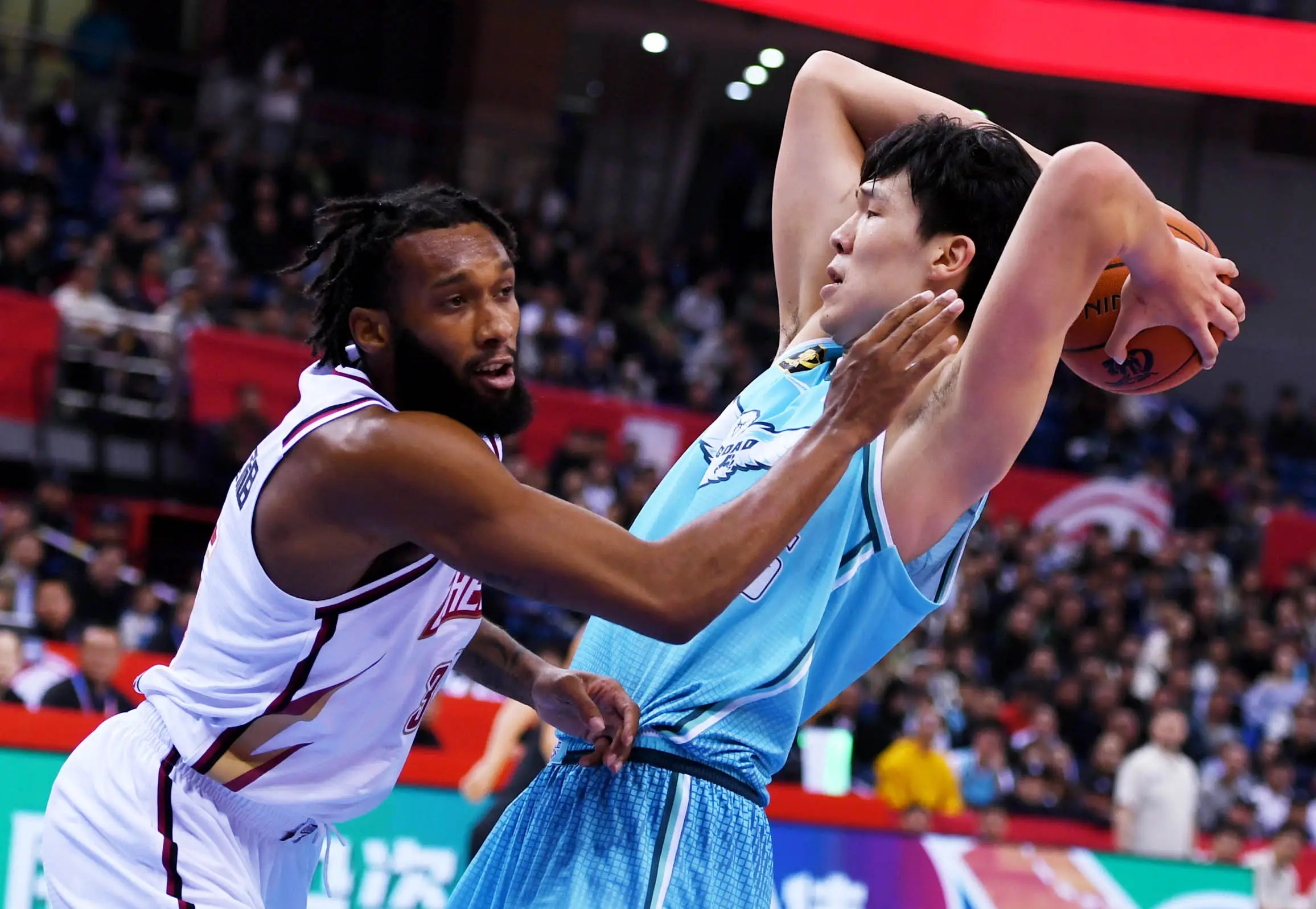 包含NBA球探加紧走访，新秀选材见成效的词条