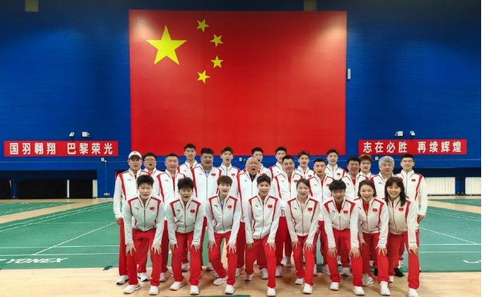球员运用精湛技巧为球队夺得胜利