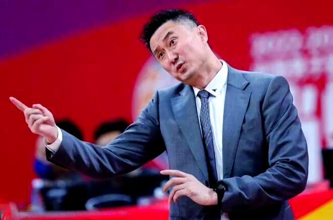 开云体育入口-阿尔希拉尔冲击季军，年轻球员表现亮眼(阿尔希卡尔)